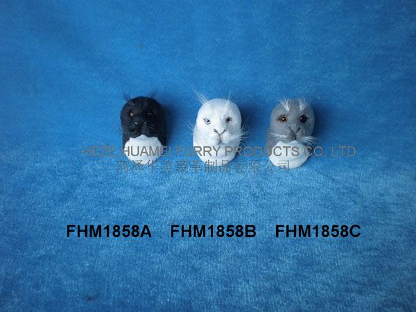 1,HEZE YUHANG FURRY PRODUCTS CO., LTD.