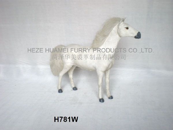 H781W,菏泽宇航裘革制品有限公司专业仿真皮毛动物生产厂家