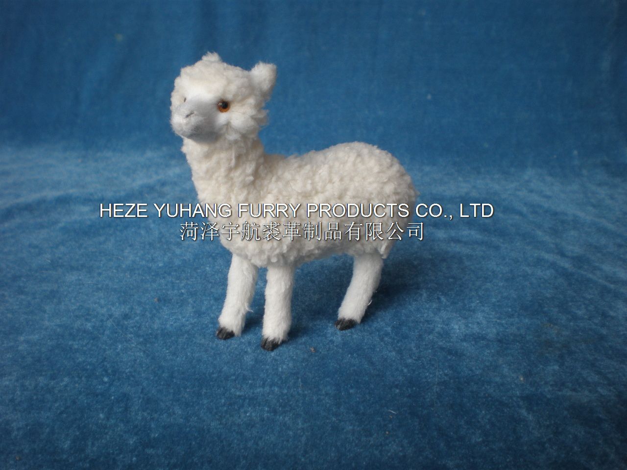 LA111,HEZE YUHANG FURRY PRODUCTS CO., LTD.